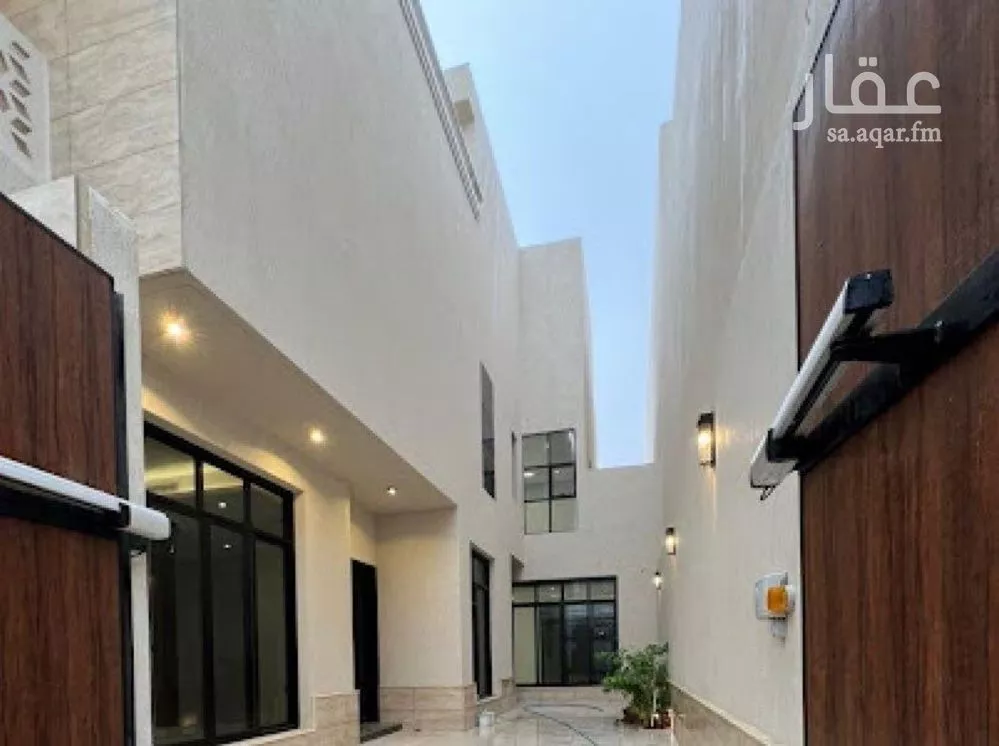 6 bedroom villa in Al Mahdiyyah 9