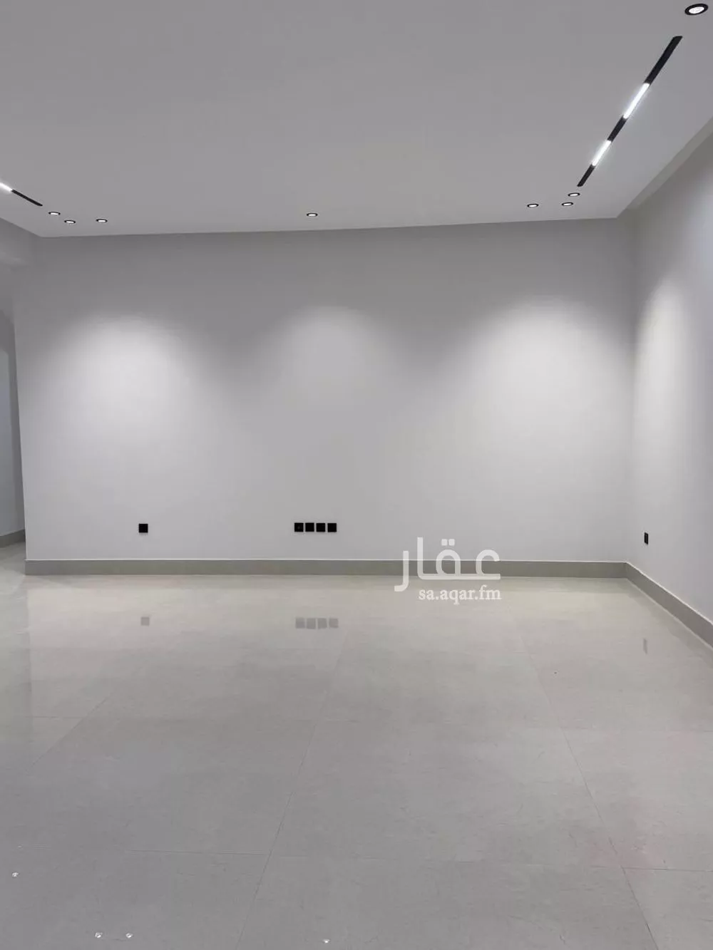 4 bedroom villa in Al Mahdiyyah 3