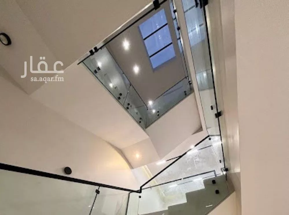 5 bedroom villa in Al Mahdiyyah 12