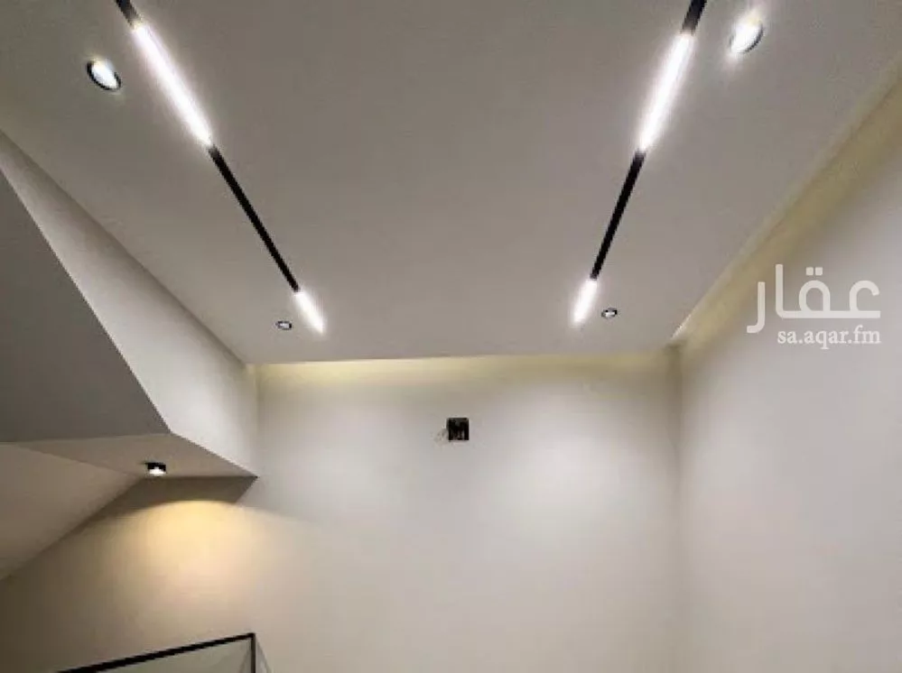 5 bedroom villa in Al Mahdiyyah 14