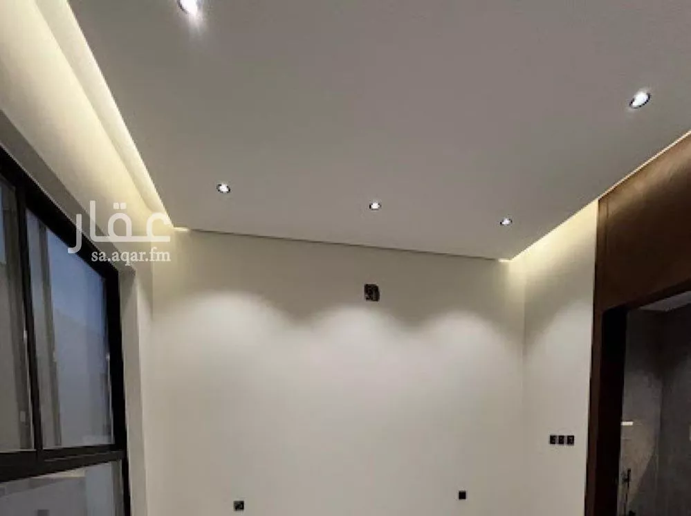 5 bedroom villa in Al Mahdiyyah 17