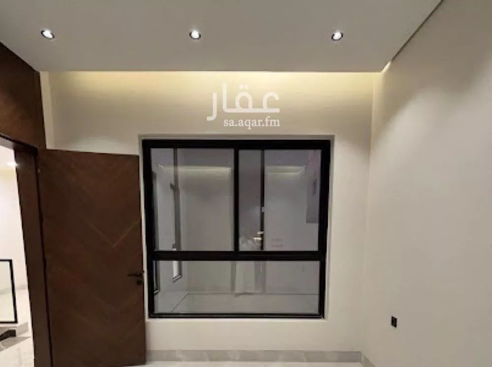 5 bedroom villa in Al Mahdiyyah 18
