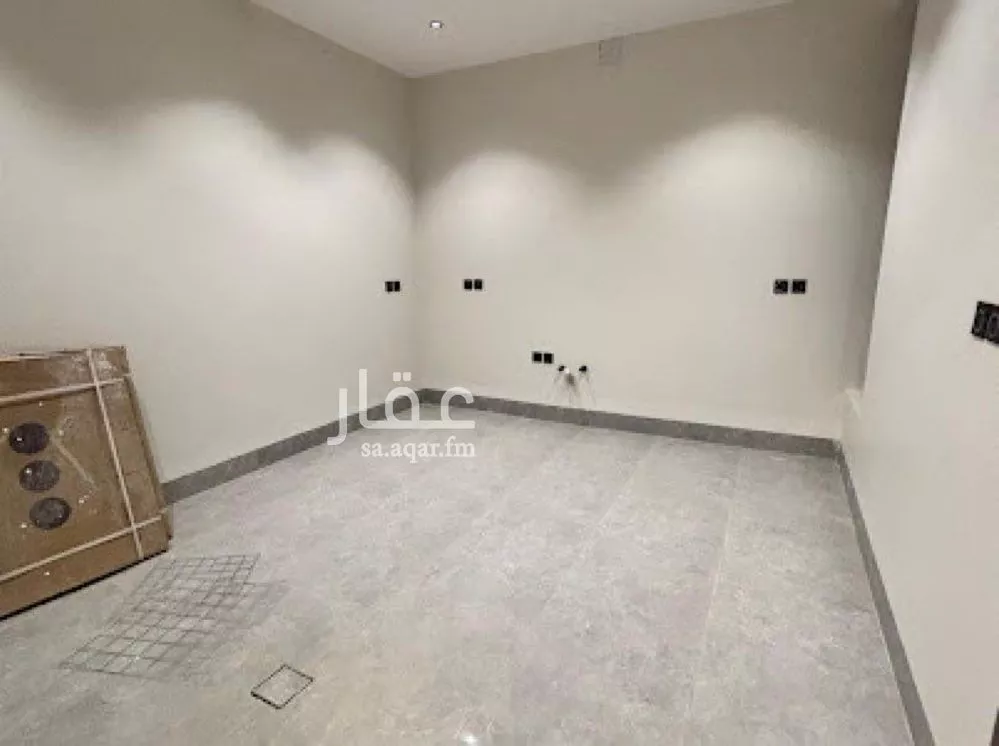 5 bedroom villa in Al Mahdiyyah 10