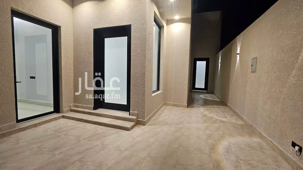 فيلا 5 غرف في الفاروق 10