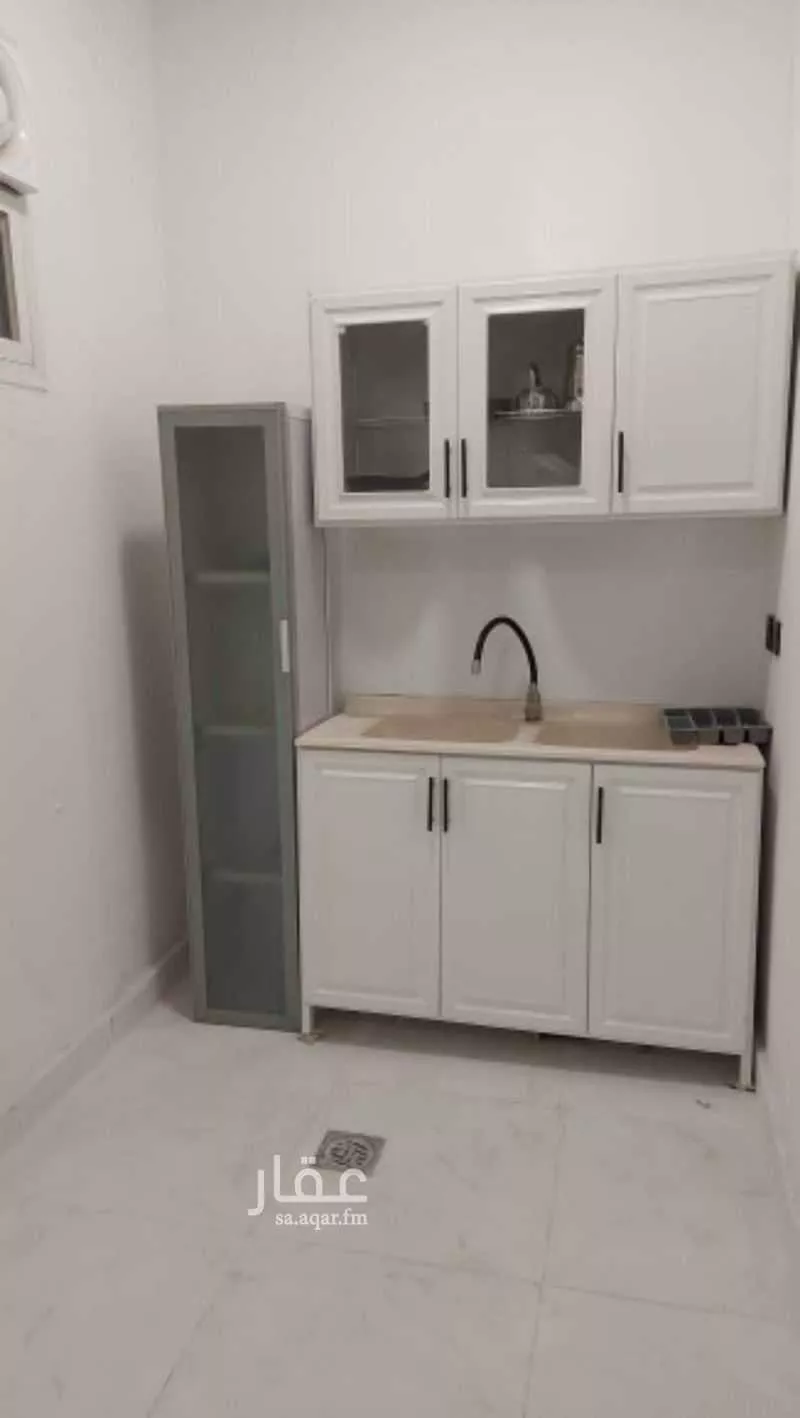 6 bedroom building in Al Yarmouk, Riyadh