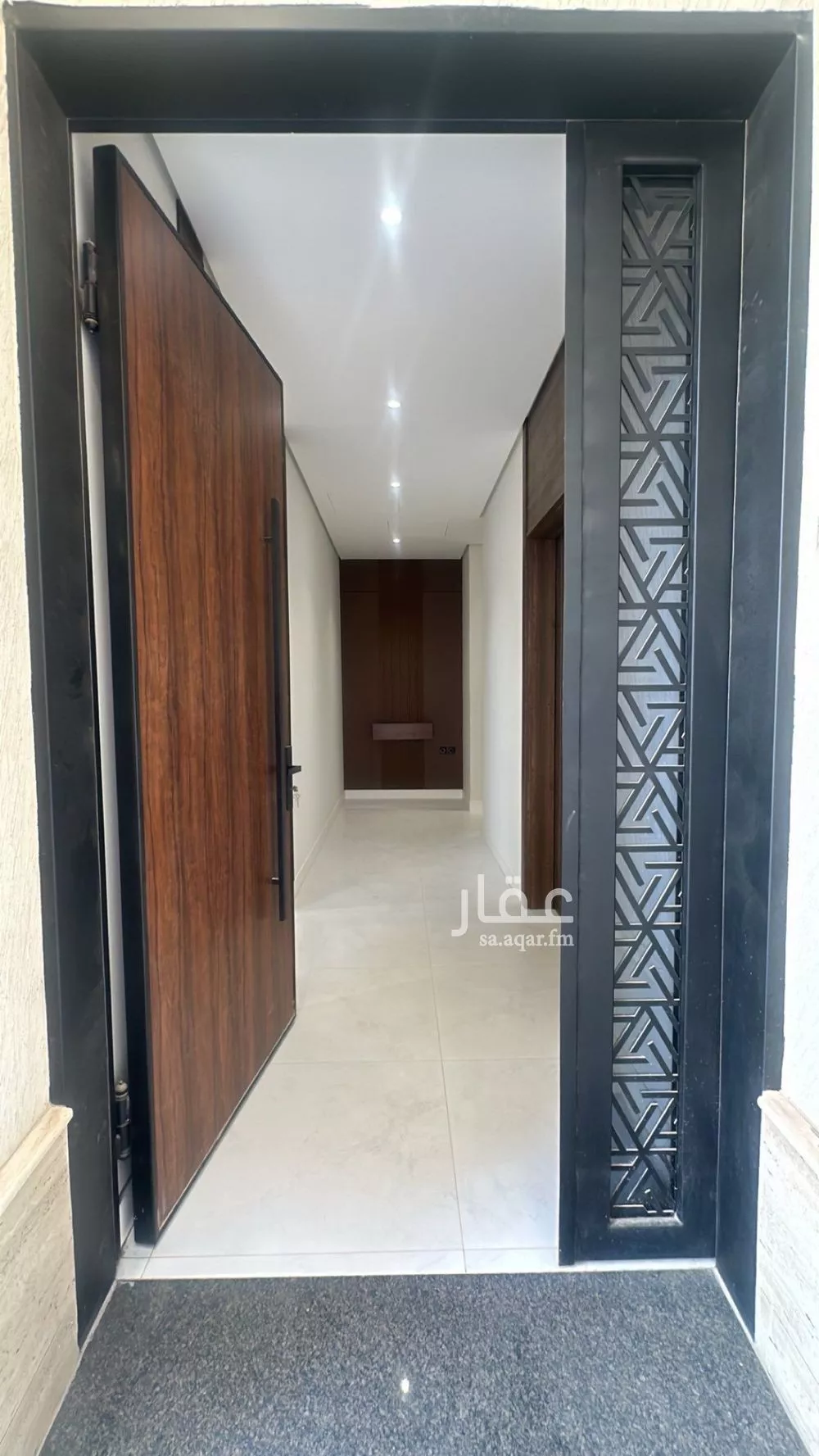 6 bedroom villa in Al Mahdiyyah 3