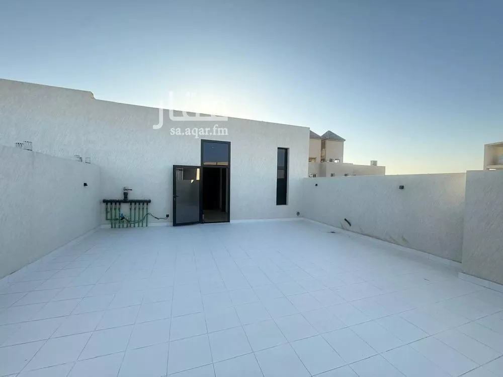 4 bedroom villa in Al Mahdiyyah 21