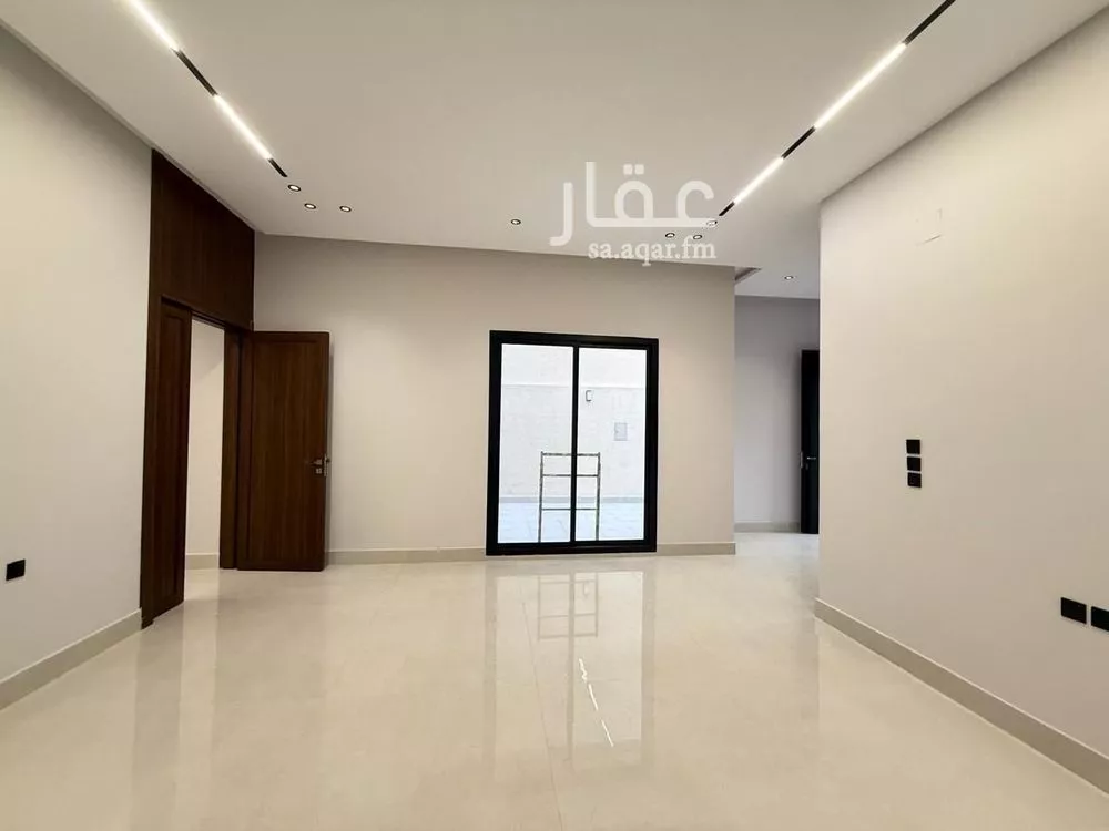 فيلا 6 غرف في المهدية 15