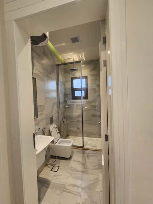3 bedroom apartment in Al Qairawan, Riyadh 3