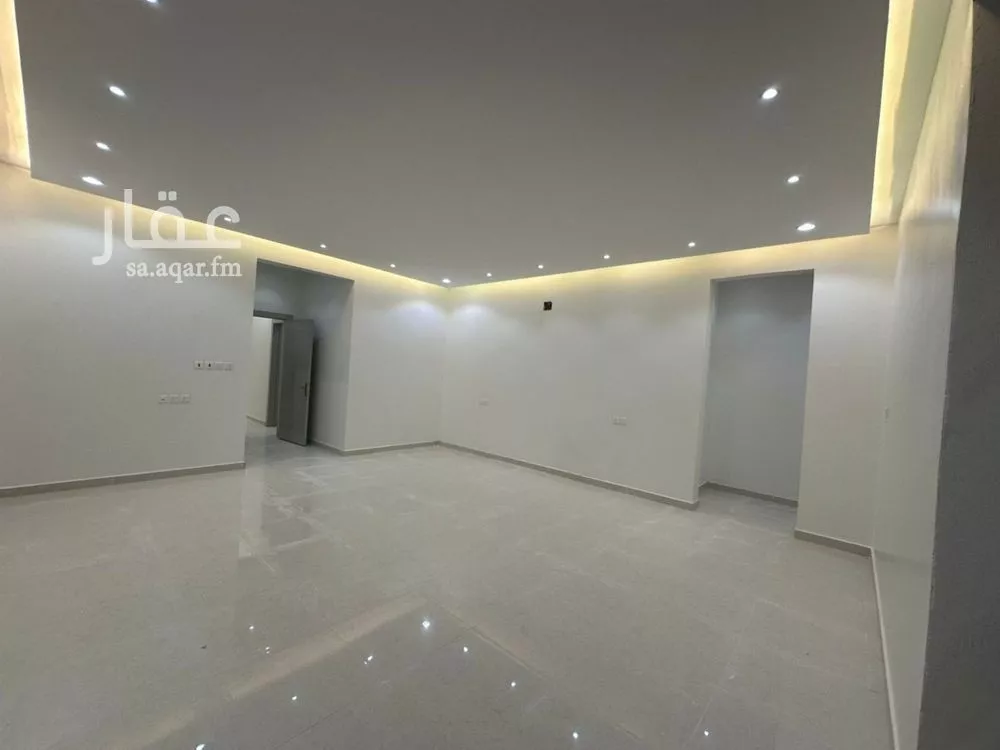 3 bedroom villa in Ash Sharq 22