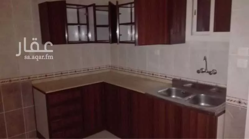4 bedroom apartment in Al Yaqout, Jeddah 3