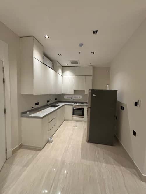 شقة 4 غرف في الملقا 1