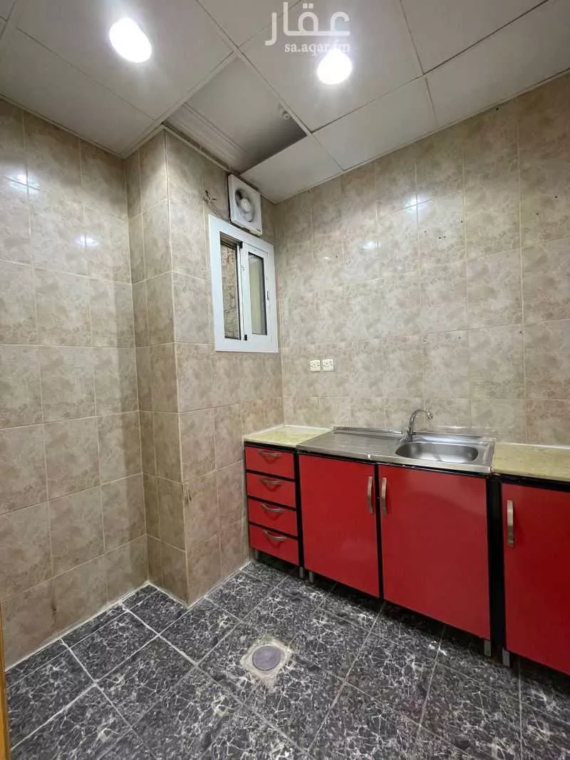 3 bedroom office in Al Zahra, Jeddah 8
