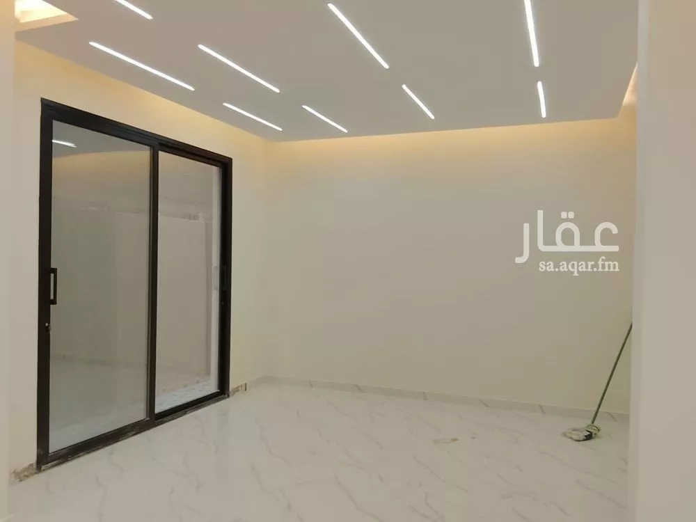 4 bedroom villa in Taibah, Eastern Province 15