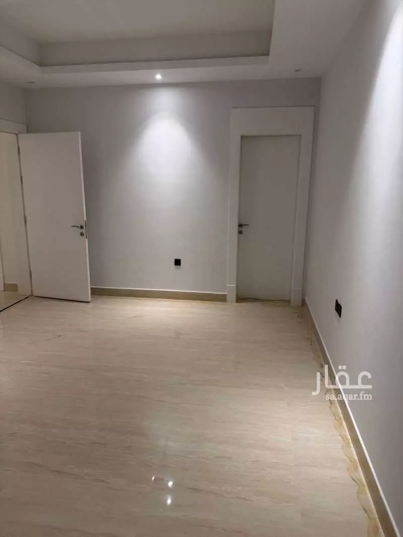 4 bedroom building in Al Qairawan, Riyadh 6