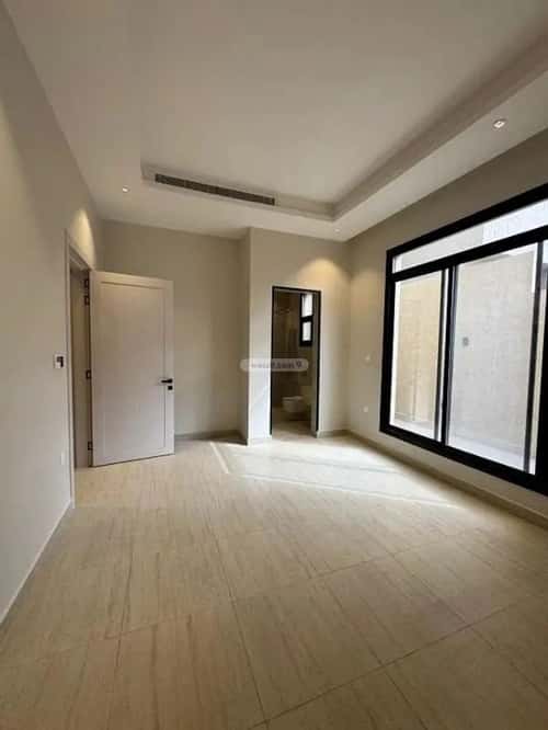 دور 3 غرف في العارض 10