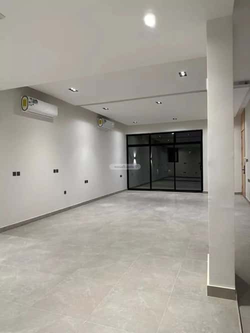 3 bedroom floor in Al Aridh 12