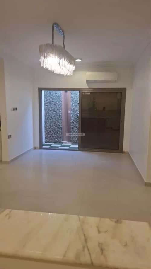 3 bedroom apartment in Al Malqa 4
