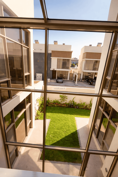 6 bedroom villa in Al Munsiyah 4
