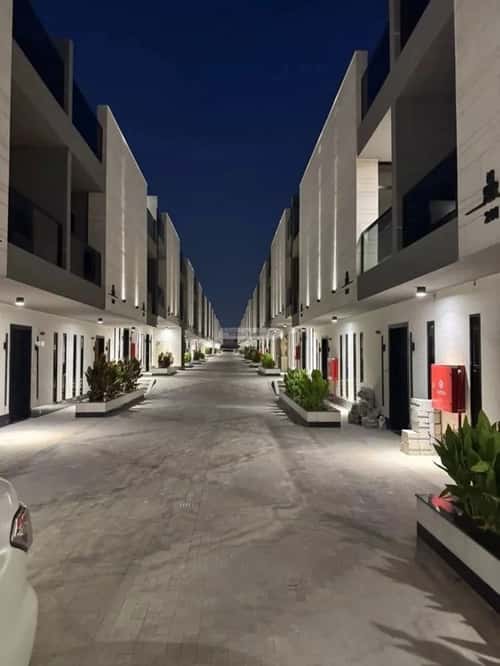 5 bedroom villa in Al Aridh 12