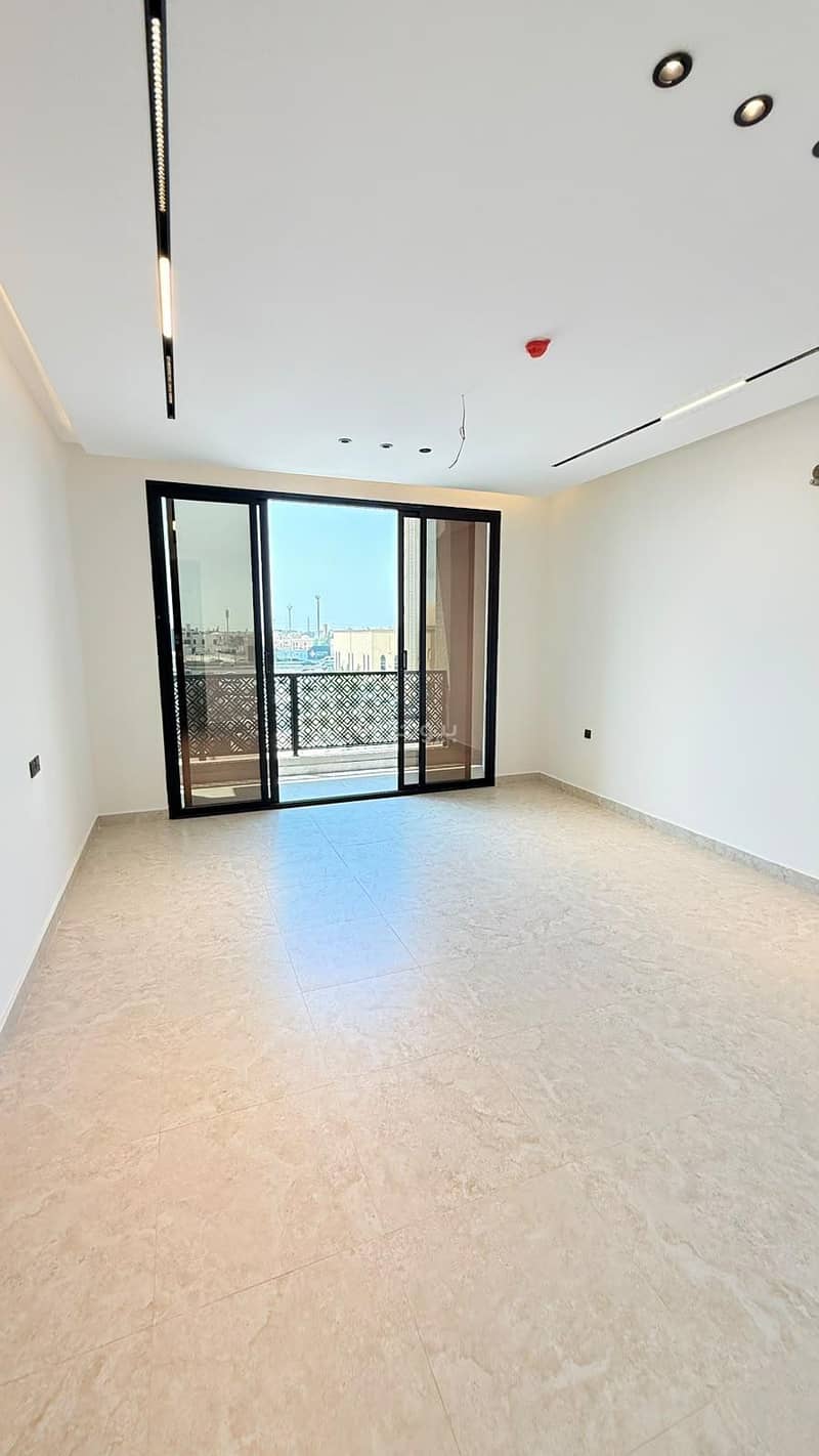 apartment in Al Rawdah, Eastern Province 4