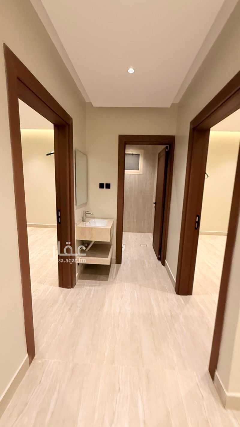 4 bedroom apartment in Al Yarmouk, Riyadh 15