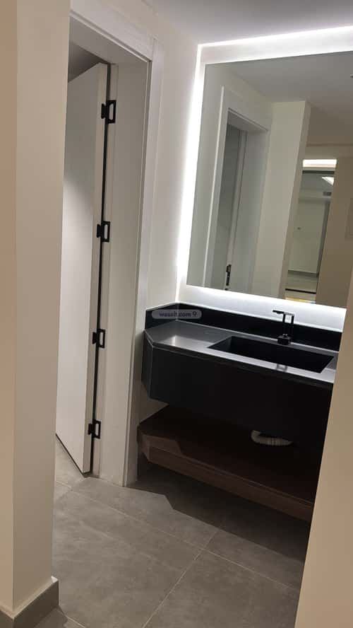 2 bedroom apartment in Al Malqa 4