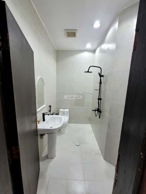 1 bedroom apartment in Qurtubah 16