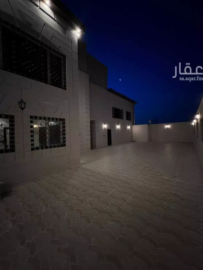 الطابق في الملك فهد