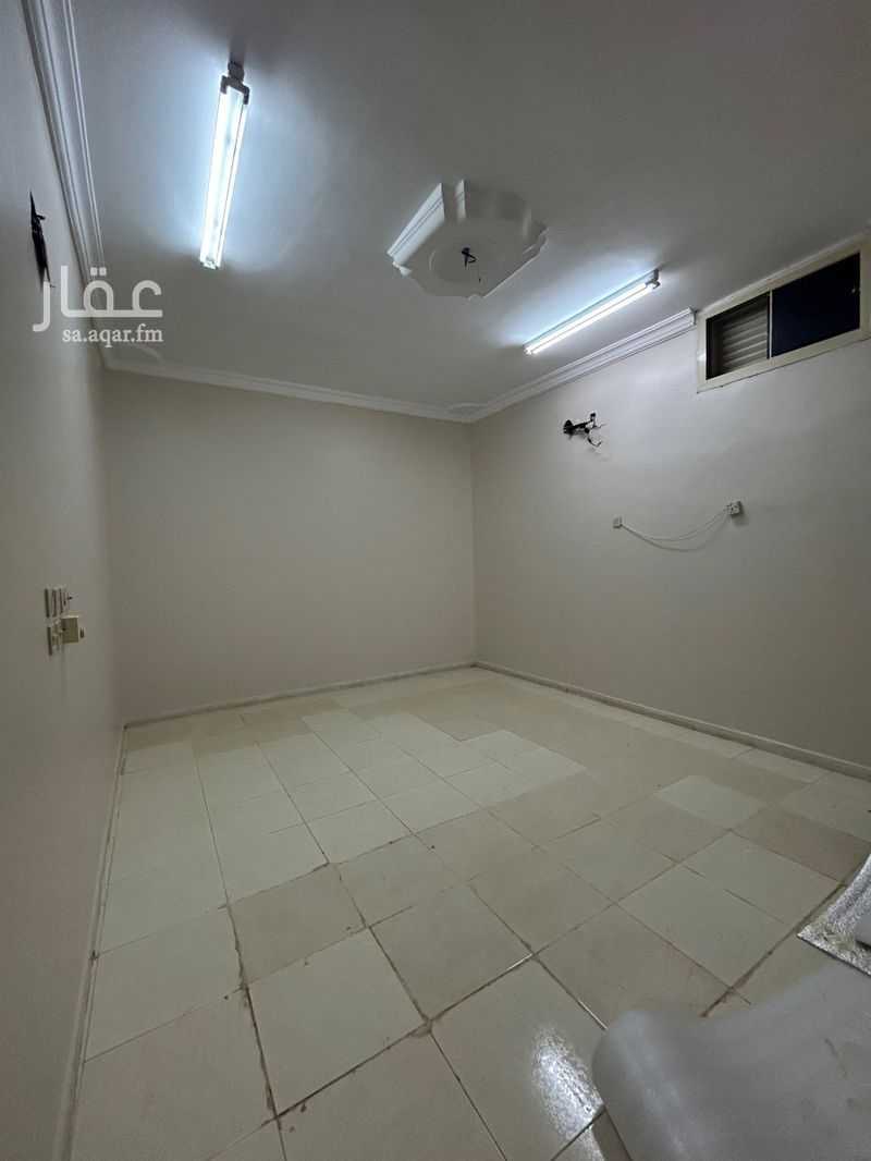 3 bedroom apartment in Al Salam, Madinah 4