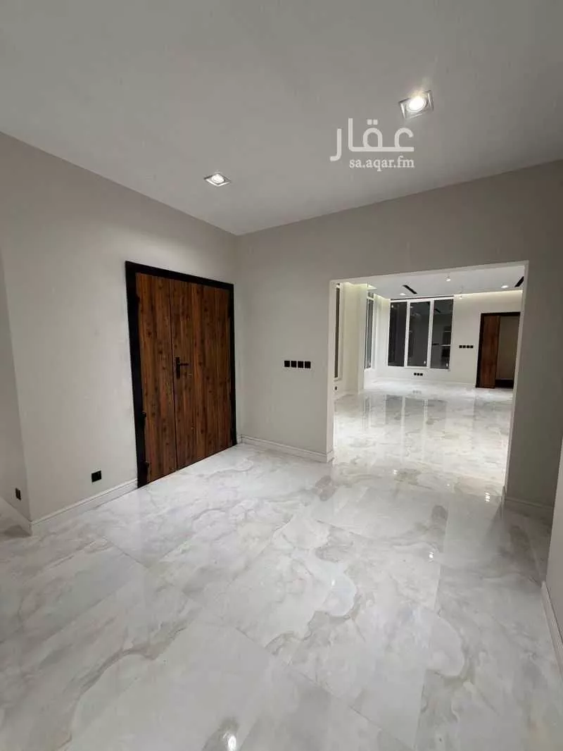 5 bedroom villa in Al Amwaj, Jeddah 11