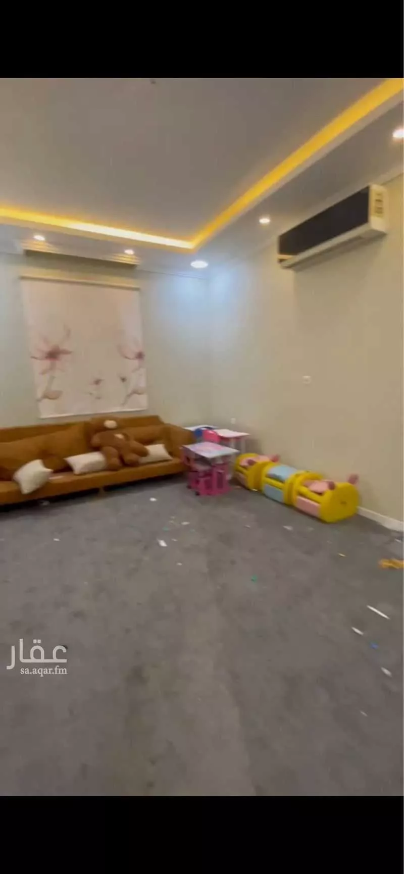 5 bedroom villa in Al Aqiq, Eastern Province 11