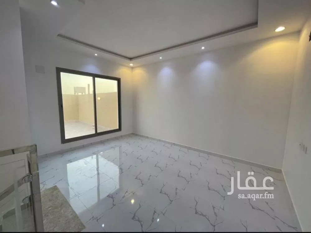 فيلا 5 غرف في طويق 12