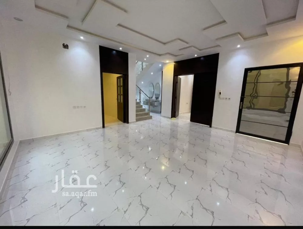 فيلا 5 غرف في طويق 13
