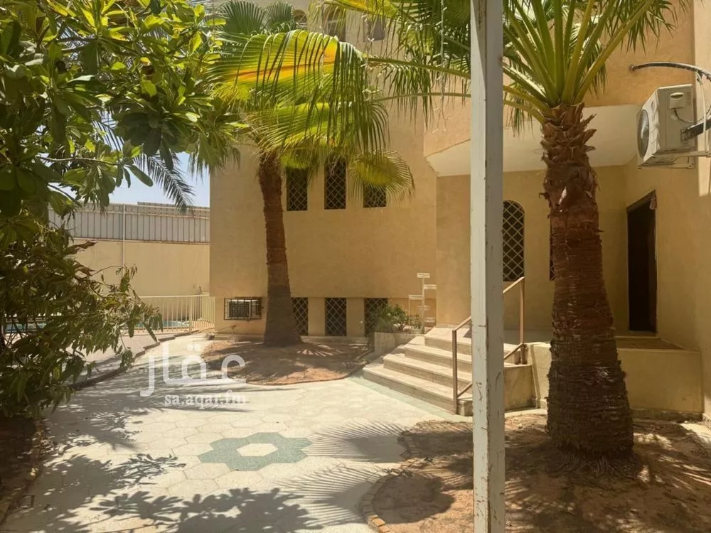 10 bedroom villa in Al Wahah 5