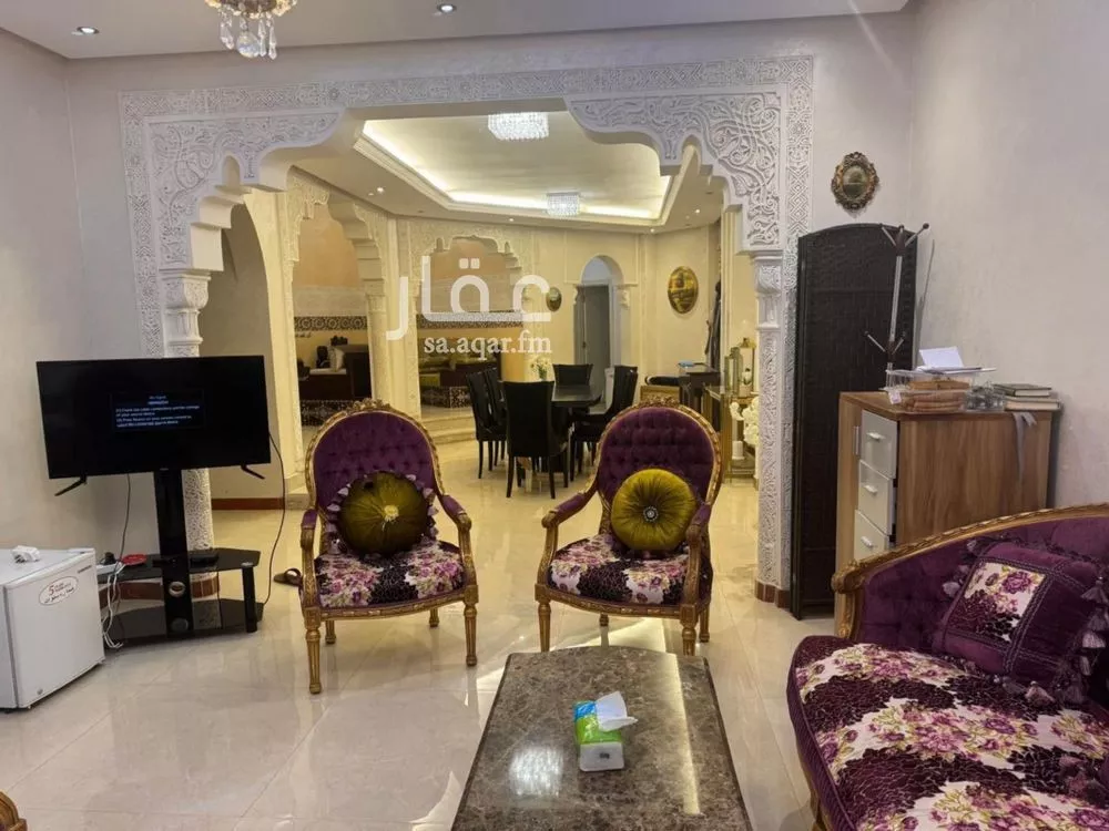 10 bedroom villa in Al Wahah 6