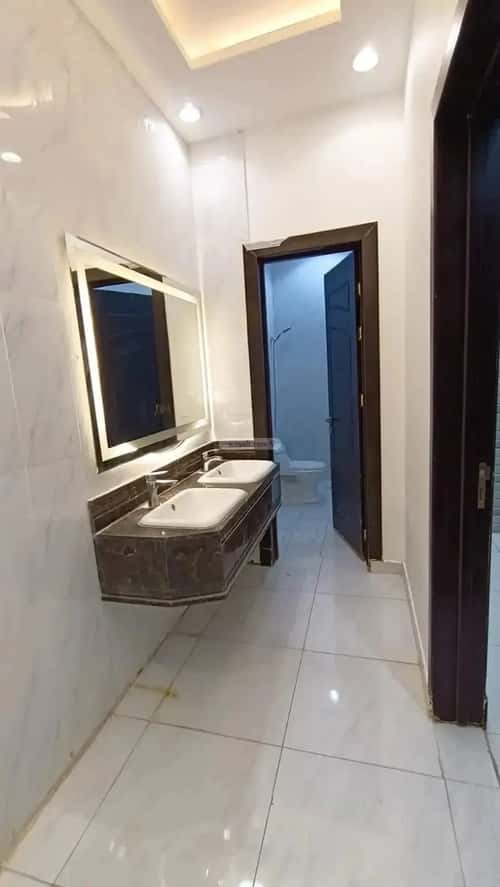 9 bedroom villa in Al Qadisiyah 5