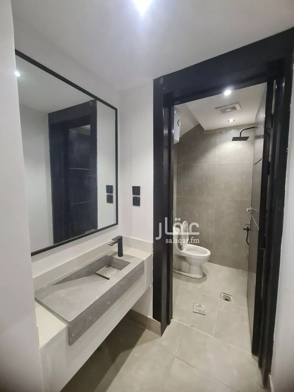 7 bedroom villa in Taibah, Riyadh 9