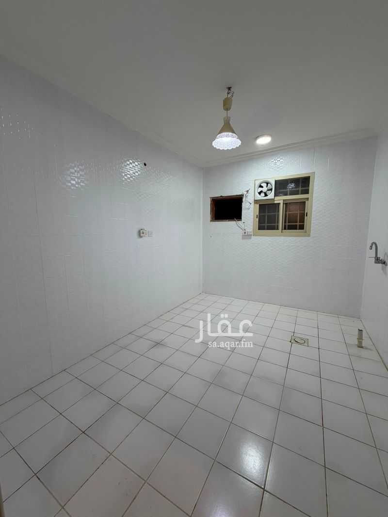 3 bedroom apartment in Laban, Riyadh 9