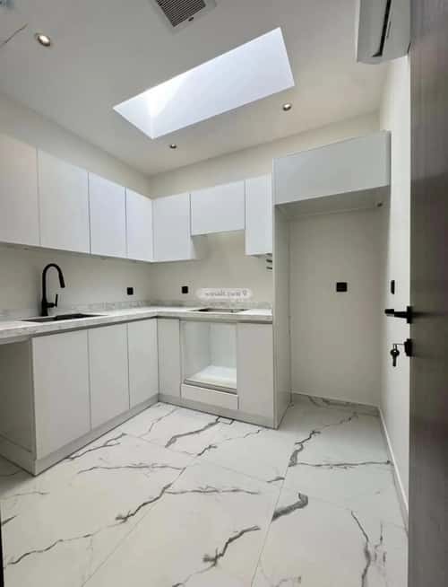 3 bedroom floor in Al Aridh 5