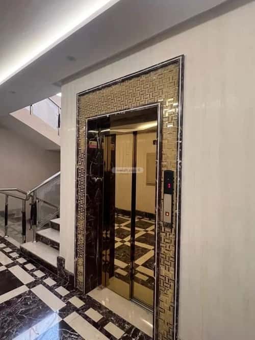 4 bedroom apartment in Al Malqa 5