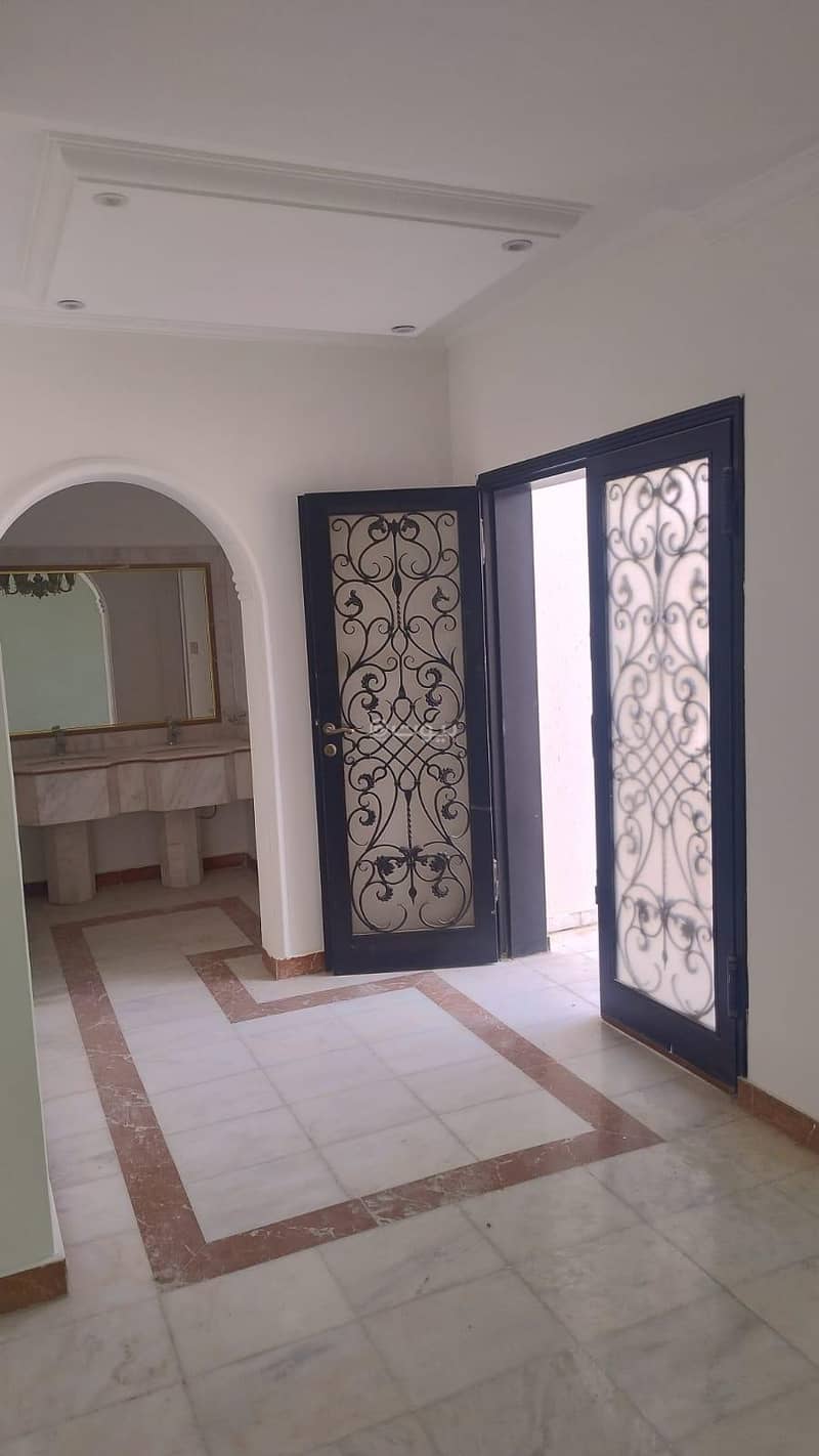 4 bedroom villa in Al Izdihar, Riyadh 5