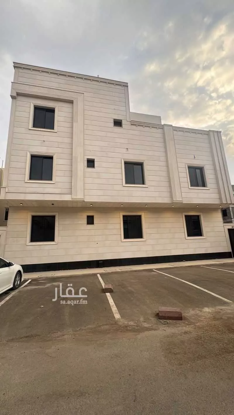 3 bedroom apartment in Shathah, Madinah 3