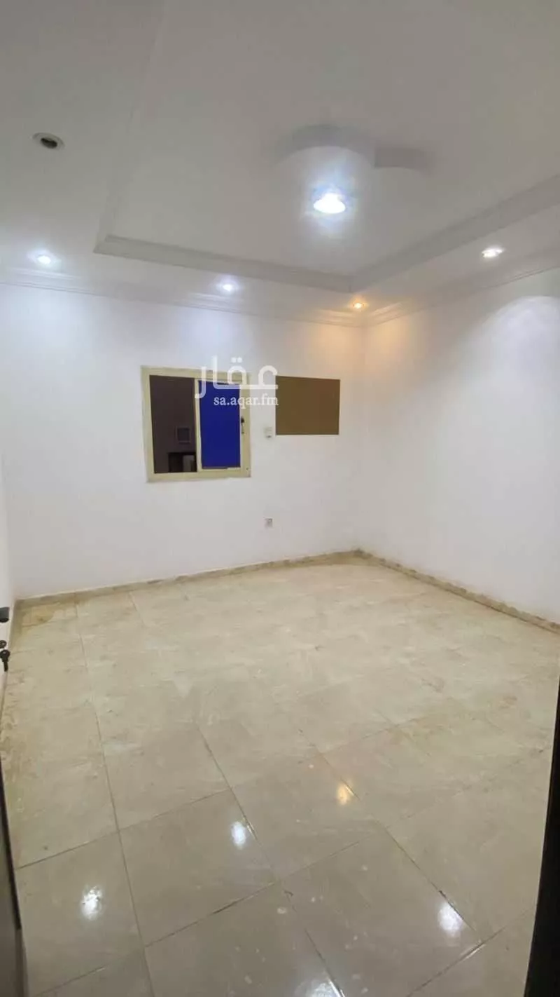 4 bedroom apartment in Madaen Al Fahd, Jeddah 5