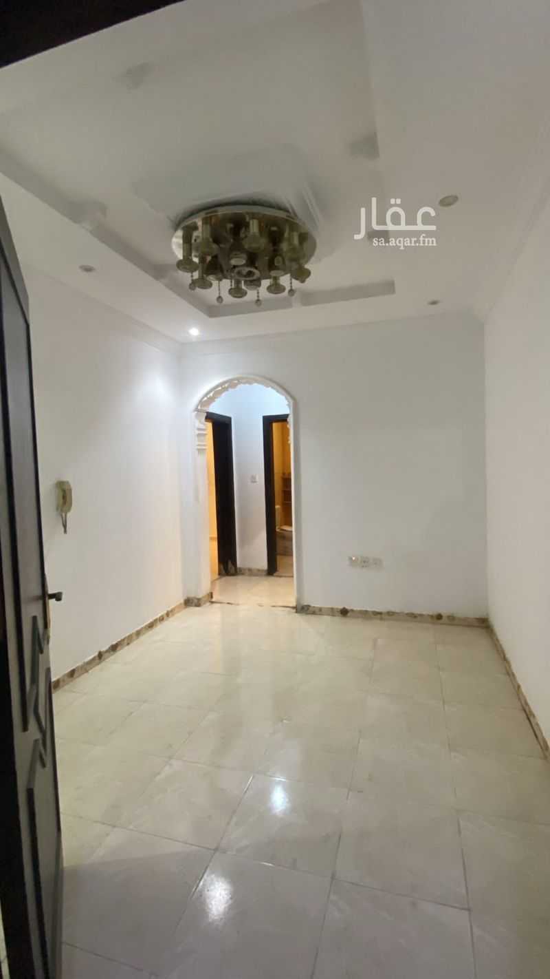4 bedroom apartment in Madaen Al Fahd, Jeddah 6
