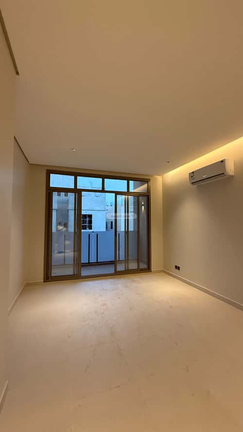 4 bedroom floor in Al Aridh 2