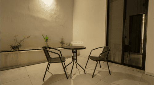2 bedroom apartment in Al Narjis 1