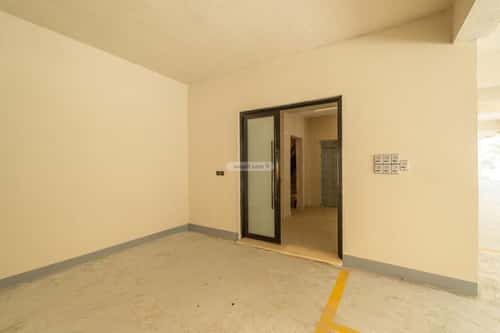 4 bedroom apartment in Al Rawdah, Eastern Province 3