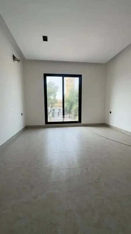 4 bedroom apartment in Al Rawdah, Eastern Province 9