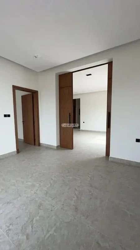 4 bedroom apartment in Muhammed Ibn Saud, Eastern Province 2